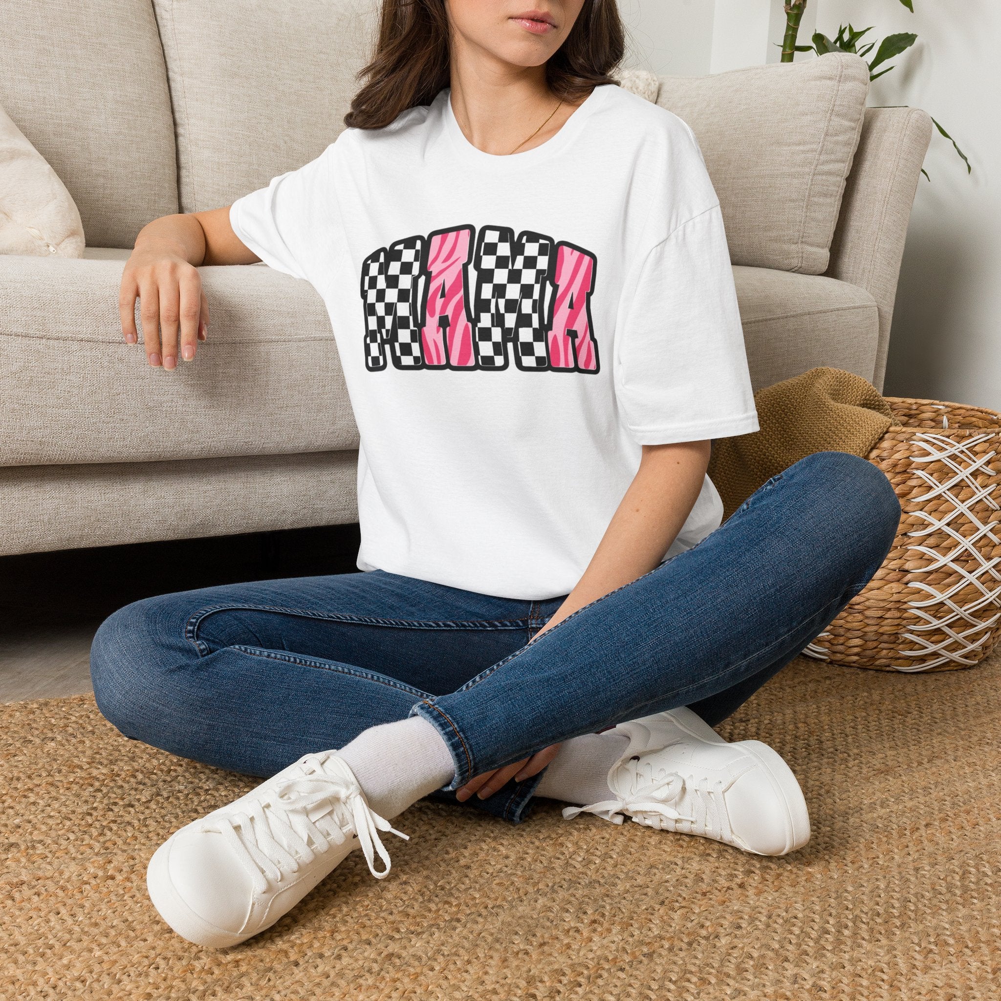 Mama Graphic Tee