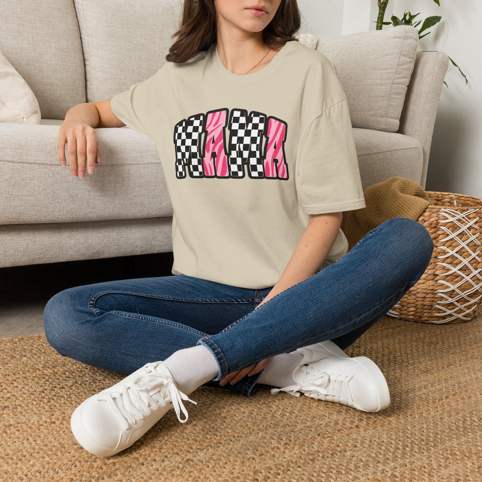 Mama Graphic Tee